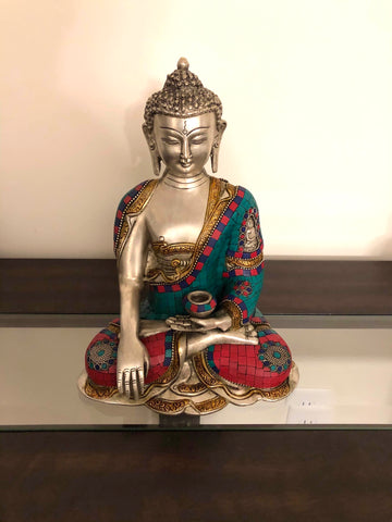 Buddha in Earth touching gesture