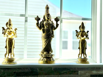 Sri Venkateswara on a Full Bloomed Lotus and Deep Ladies Set (Pavai Vilakku)