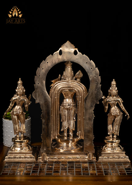 15" Finely Detailed Murugan with Prabhavali and Consorts Valli & Deivanai Traditional Set