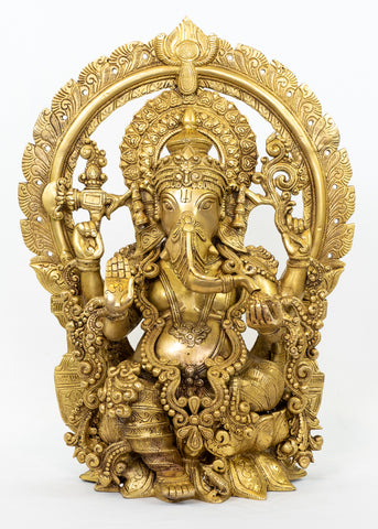 Abhaya Ganesh with Prabhavali (Yellow)