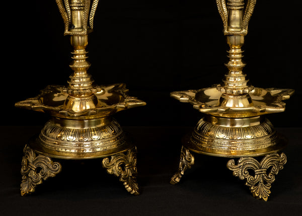 Auspicious Bird Lamp Set with Seven Wicks and Five Wicks (Two deepam plates)