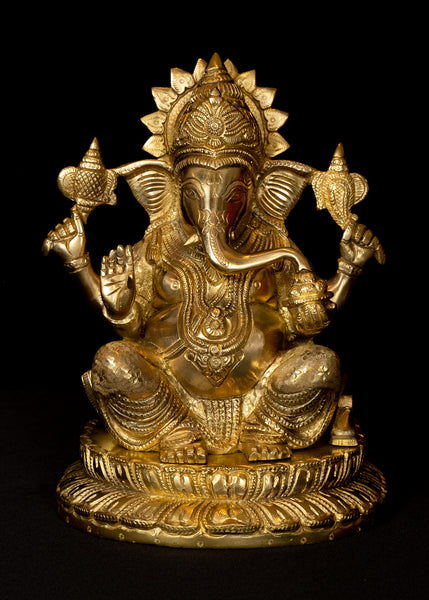 Ganapathi seated on a Full Bloomed Lotus